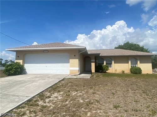 4401 Ne 22nd Pl, Cape Coral, FL, 33909-3044 | Card Image