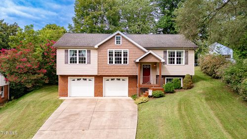 3230 Kenridge St, Kingsport, TN, 37664-4034 | Card Image