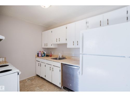 5125 55 Ave, Wetaskiwin, AB, T9A2P2 | Card Image