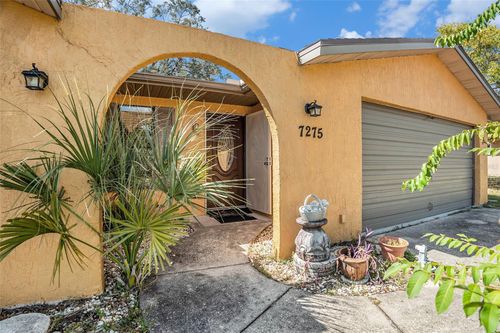 7275 Edinburgh Way, Weeki Wachee, FL, 34613-7452 | Card Image