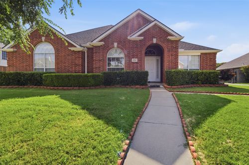 2707 Rocky Creek Drive, Mansfield, TX, 76063 | Card Image