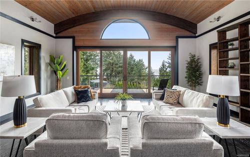 7405 Thornton Hts, Sooke, BC, V9Z1L8 | Card Image