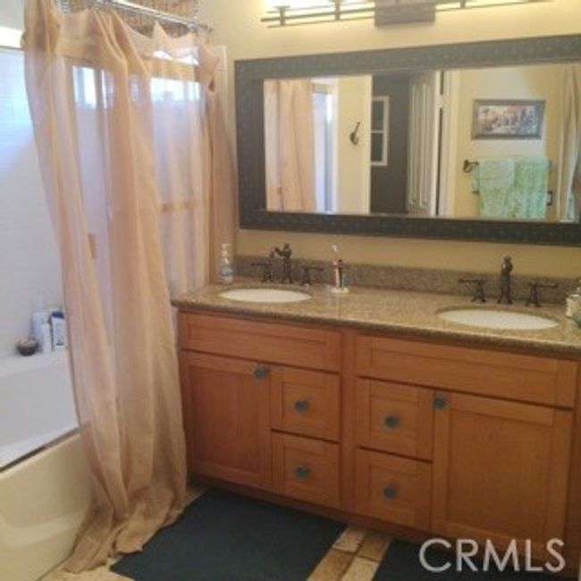 Bathroom #1 | Image 9