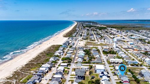 207 E Terminal Blvd, Atlantic Beach, NC, 28512-5407 | Card Image