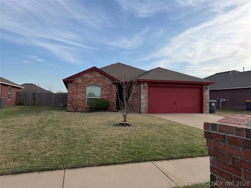 1038 E 146th Court S, Glenpool, OK, 74033 | Card Image