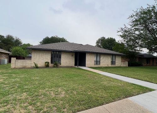 1831 Kensington Dr, Carrollton, TX, 75007-2620 | Card Image