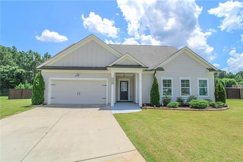 409 Glenn Trl, Winder, GA, 30680-3276 | Card Image