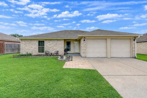 1403 Packsaddle Ln, Baytown, TX, 77521-2541 | Card Image