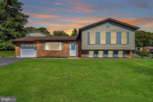 6153 Forest Ln, ELDERSBURG, MD, 21784-7056 | Card Image