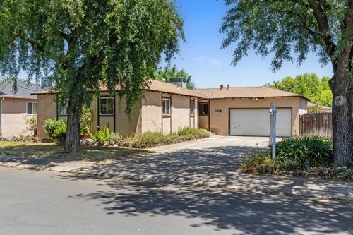 1614 Wayne Dr, Modesto, CA, 95350-3724 | Card Image