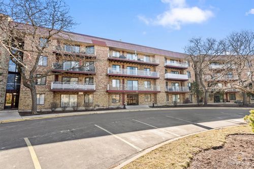 apt-415-5450 Astor Ln, Rolling Meadows, IL, 60008-4116 | Card Image
