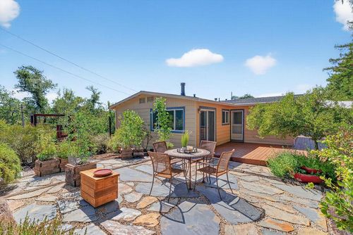 425 Eagle Rd, Scotts Valley, CA, 95066-2649 | Card Image