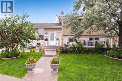 204 Whitestone Cres Ne, Calgary, AB, T1Y1S7 | Card Image