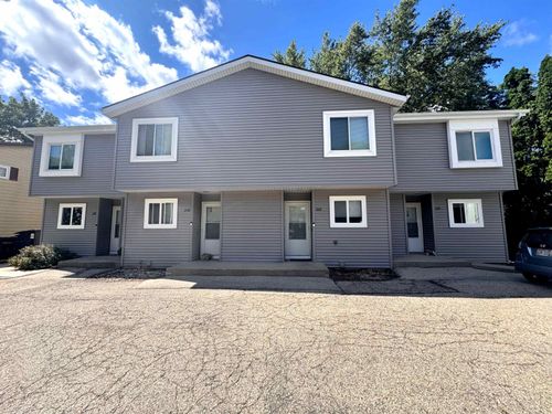 220 Swanton Rd, Madison, WI, 53714-1921 | Card Image