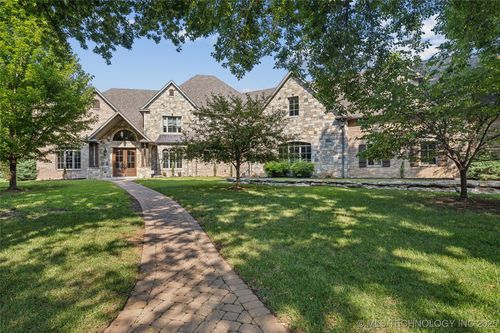 9931 N Chadford, Owasso, OK, 74055-7797 | Card Image