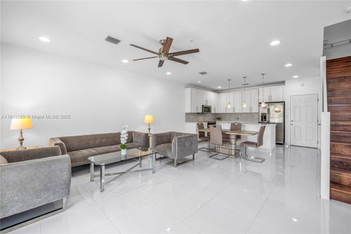 unit-109-2610 Ne 213th St, Miami, FL, 33180-1139 | Card Image