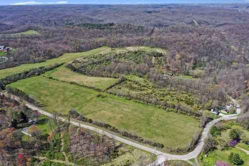 10643 Opossum Hollow Rd, Rockbridge, OH, 43149-9724 | Card Image