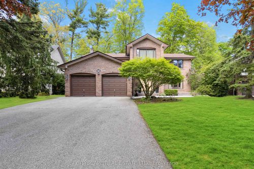 1836 Friar Tuck Crt, Mississauga, ON, L5K2L4 | Card Image