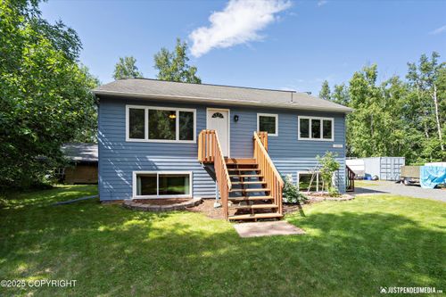 19370 Lupin St, Chugiak, AK, 99567-6425 | Card Image