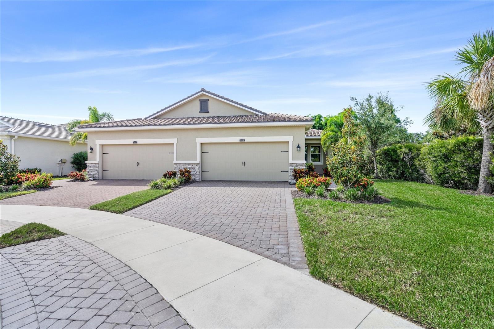 Rain Song Rd, Sarasota, FL 34238