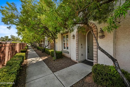 839 S Adam Way, Gilbert, AZ, 85296-1488 | Card Image