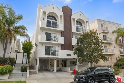 101-11907 Darlington Ave, Los Angeles, CA, 90049 | Card Image