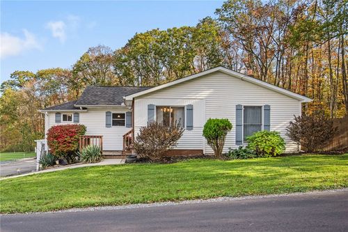 701 Bunker Hill Rd, Central City, PA, 15926-8608 | Card Image