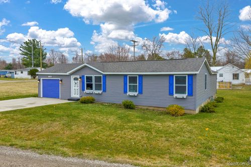 7330 Charlotte Rd, Lexington, MI, 48450-8610 | Card Image