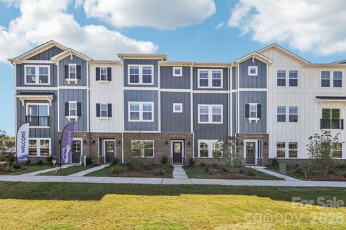 335 Golden Maple Ct, Fort Mill, SC, 29708-9537 | Card Image