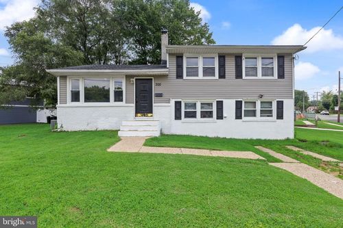 200 Hendrickson Ave, EDGEWATER PARK, NJ, 08010-2019 | Card Image