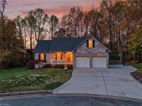 100 Alison Ln, Archdale, NC, 27263-3458 | Card Image