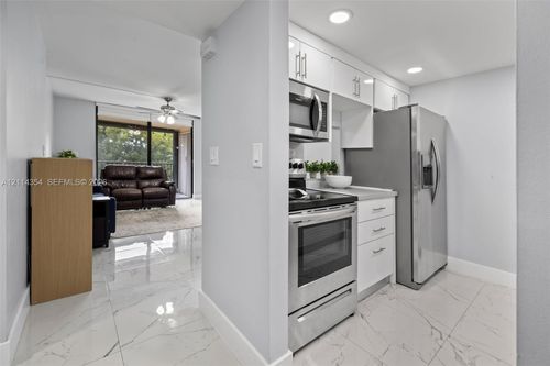 410n-14401 Sw 88th St, Miami, FL, 33186 | Card Image