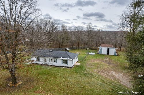 5281 Bluewater Hwy, Saranac, MI, 48881-9475 | Card Image