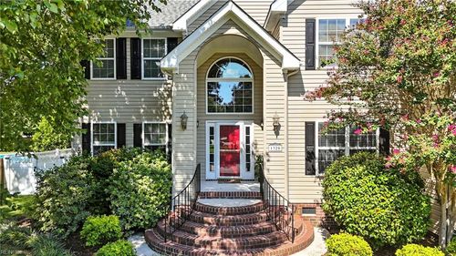 1320 Meggett Dr, Chesapeake, VA, 23322-3988 | Card Image