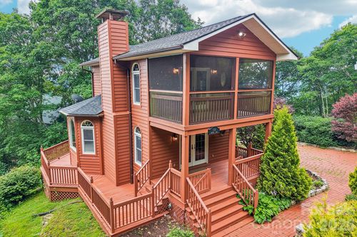 156 Simpson Ln, Maggie Valley, NC, 28751-7818 | Card Image
