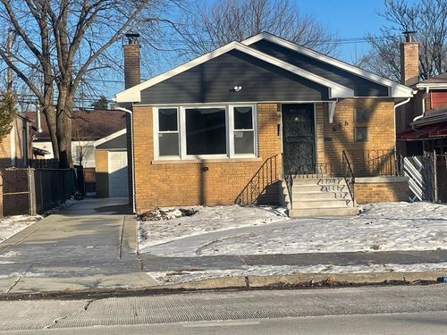 654 W 111th St, Chicago, IL, 60628-4044 | Card Image