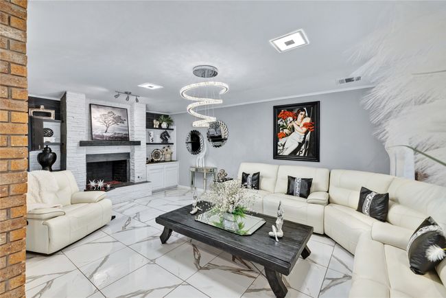 2316 Tamarisk Ln, House other with 3 bedrooms, 2 bathrooms and null parking in Plano TX | Image 6