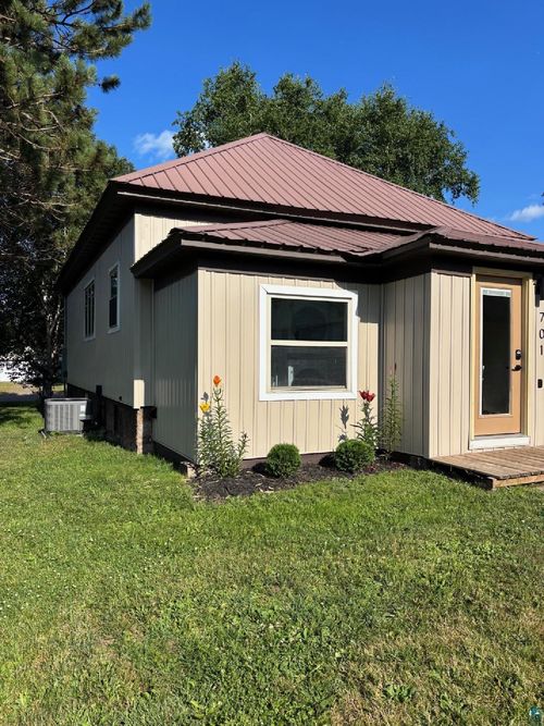 701 Drake St, Mellen, WI, 54546-9016 | Card Image