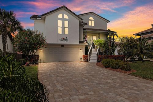 5241 Westshore Dr, NEW PORT RICHEY, FL, 34652-8008 | Card Image