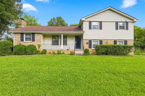 805 General Forrest Dr, Smyrna, TN, 37167-4217 | Card Image
