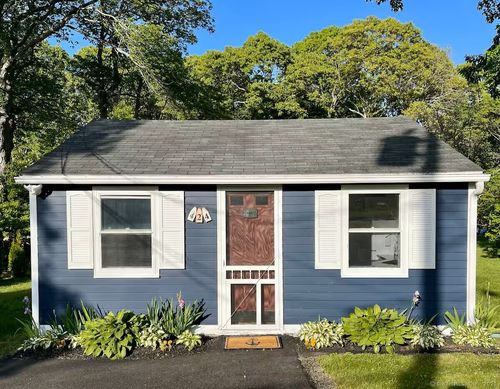 414 Pequot Ave, Mystic, CT, 06355-1716 | Card Image