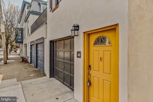 2100 Brandywine St, PHILADELPHIA, PA, 19130-3107 | Card Image