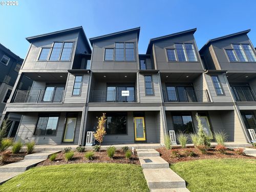 5065 Se Davis Rd, Hillsboro, OR, 97123 | Card Image