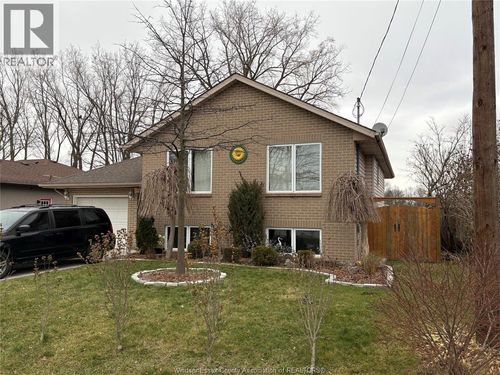 581 Reaume Rd, Lasalle, ON, N9J1B3 | Card Image