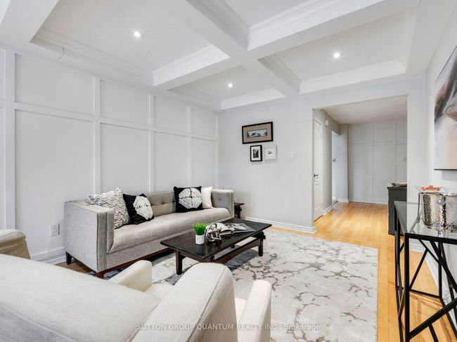 4423 Sawmill Valley Dr, House other with 3 bedrooms, 3 bathrooms and 2 parking in Mississauga ON | Image 7