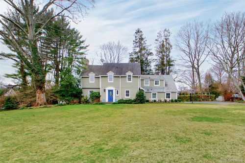 109 Country Club Dr, Port Washington, NY, 11050-4537 | Card Image