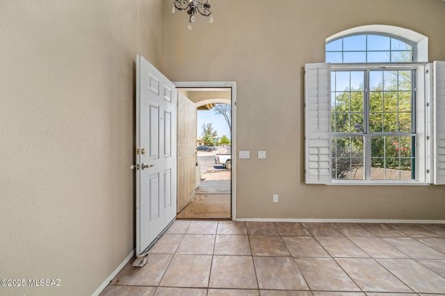 6-web-or-mls-9130 N Safflower Ln - MLS I | Image 6