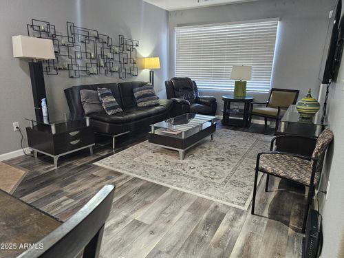 2013-18416 N Cave Creek Rd, Phoenix, AZ, 85032-1035 | Card Image