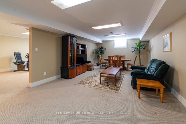 46 Giffin Rd, House other with 2 bedrooms, 3 bathrooms and 4 parking in Dundas ON | Image 26