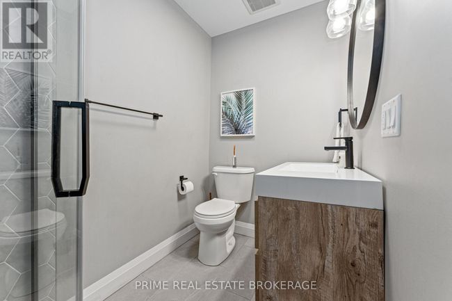 14 Warwick Ave, House other with 3 bedrooms, 2 bathrooms and 3 parking in Grand Bend ON | Image 28
